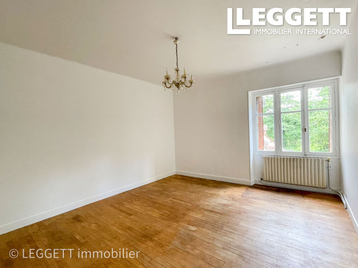 Image No.4-8 Bed House for sale