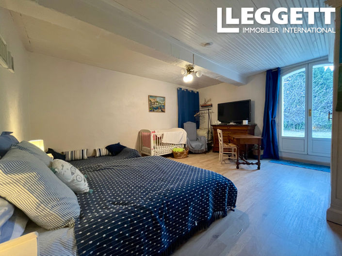 Image No.3-4 Bed House for sale