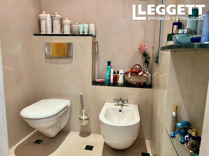 Image No.7-4 Bed House for sale