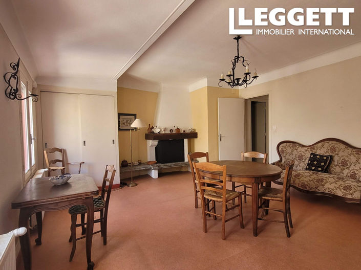 Image No.9-5 Bed House for sale