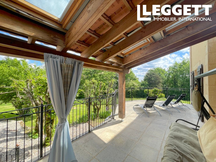 Image No.4-9 Bed House for sale