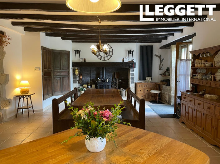 Image No.6-9 Bed House for sale