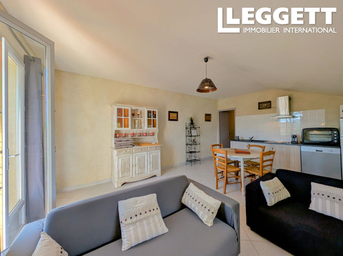 Image No.8-11 Bed House for sale