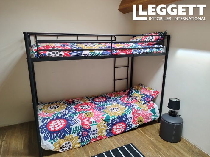 Image No.9-3 Bed House for sale