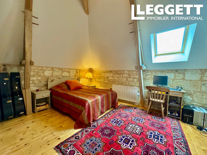 Image No.8-3 Bed House for sale