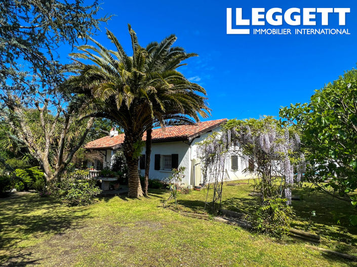 Image No.1-5 Bed House for sale