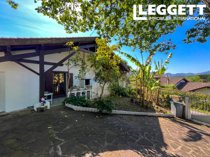 Image No.7-5 Bed House for sale