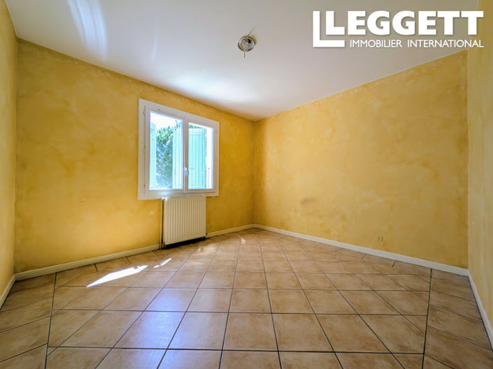 Image No.10-5 Bed House for sale