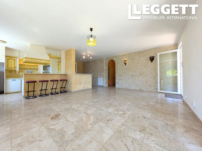 Image No.5-5 Bed House for sale