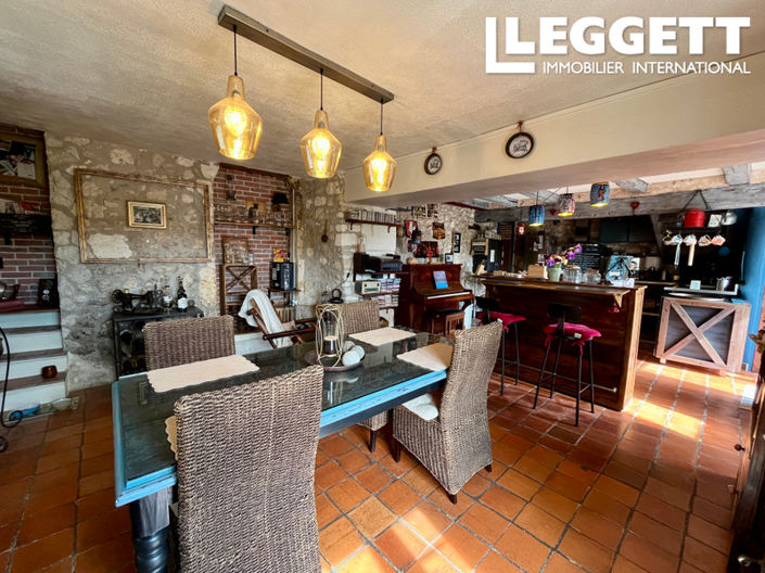 Image No.2-3 Bed House for sale