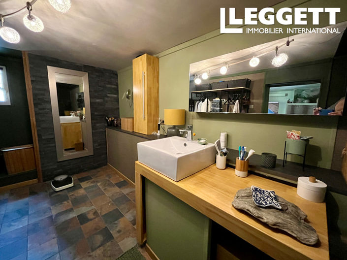 Image No.5-3 Bed House for sale