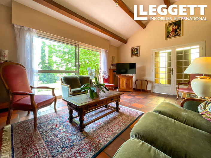 Image No.3-4 Bed House for sale