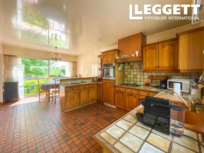 Image No.5-4 Bed House for sale