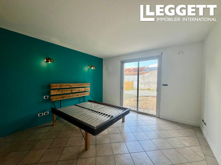 Image No.9-4 Bed House for sale