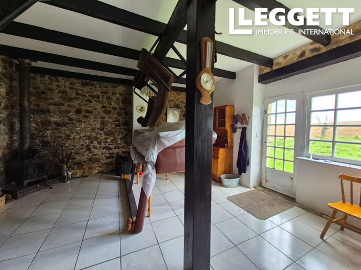 Image No.5-2 Bed House for sale