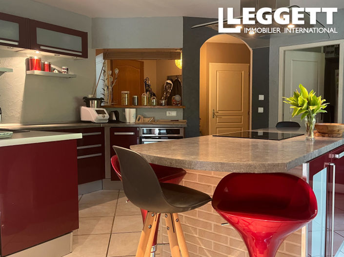 Image No.3-3 Bed House for sale