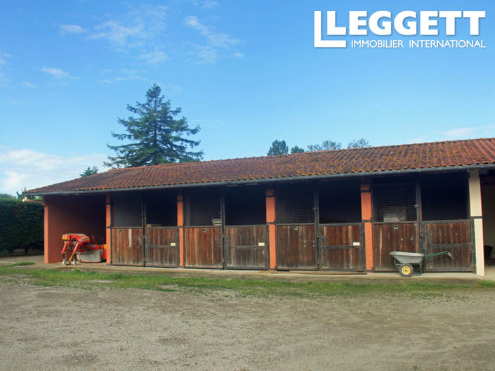 Image No.9-6 Bed House for sale