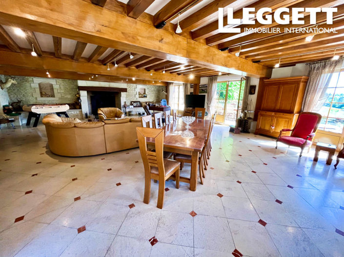 Image No.5-7 Bed House for sale