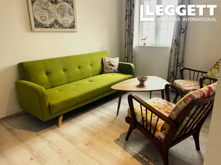 Image No.9-8 Bed House for sale