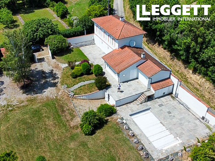 Image No.1-3 Bed House for sale