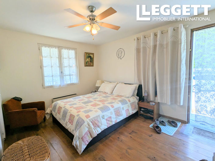 Image No.7-5 Bed House for sale