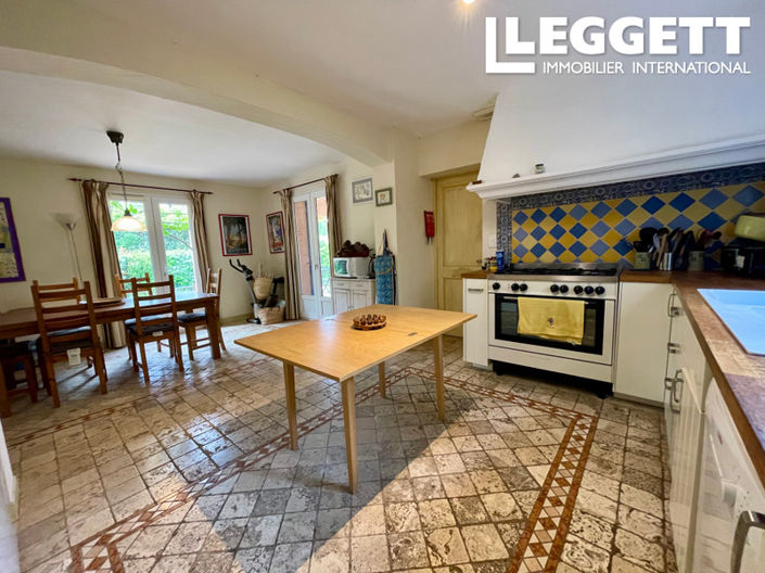 Image No.9-4 Bed House for sale