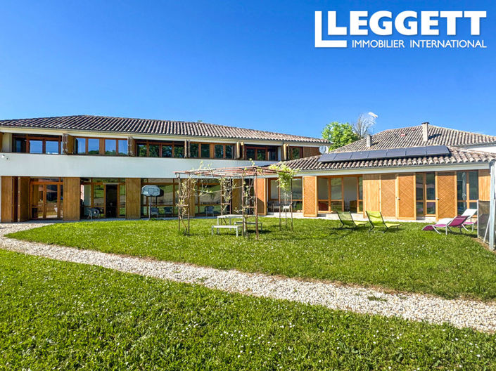 Image No.3-4 Bed House for sale