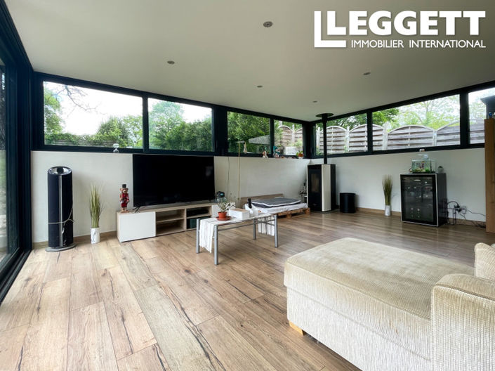 Image No.4-2 Bed House for sale