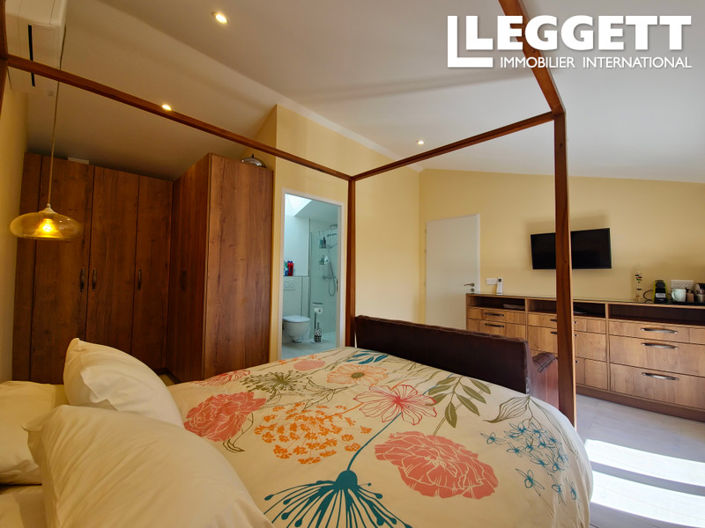 Image No.7-3 Bed House for sale