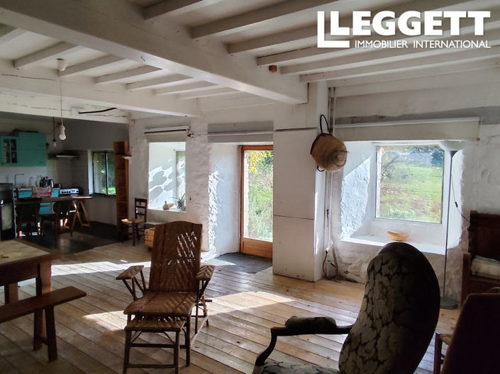 Image No.4-6 Bed House for sale