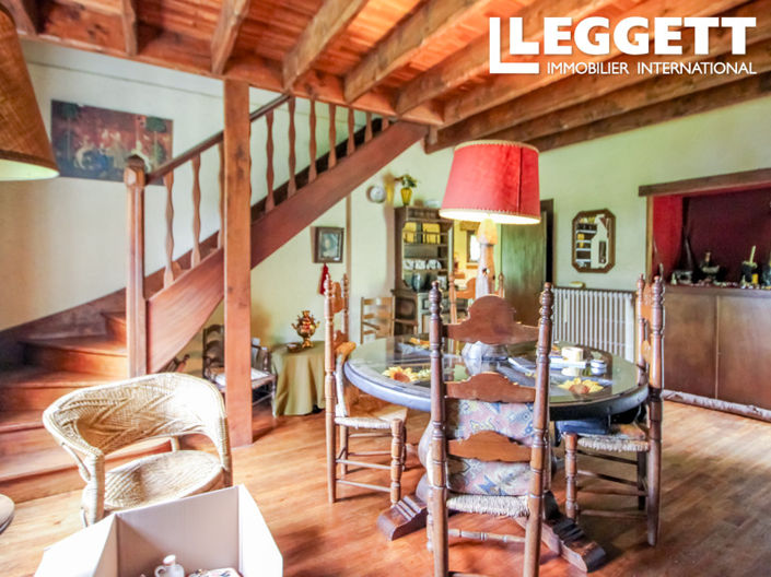 Image No.4-6 Bed House for sale