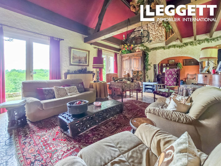 Image No.6-6 Bed House for sale