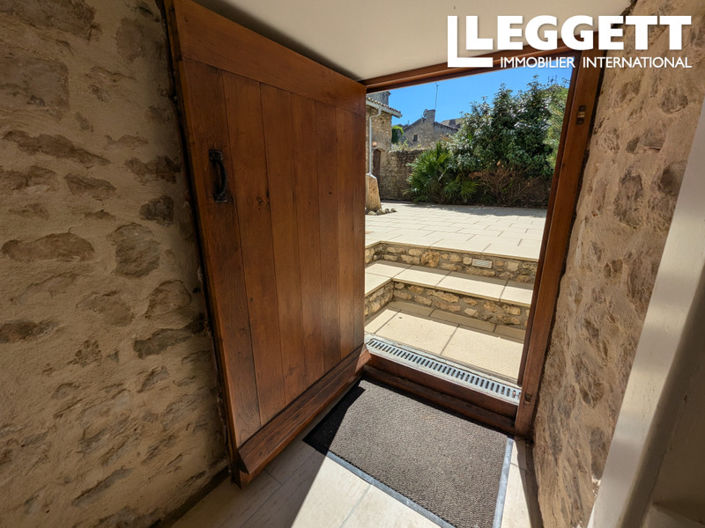 Image No.8-3 Bed House for sale