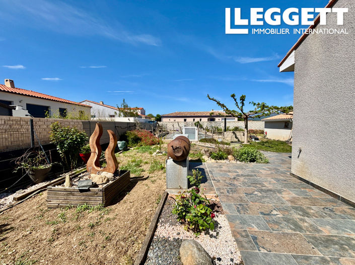 Image No.10-4 Bed House for sale