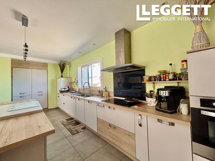 Image No.4-4 Bed House for sale