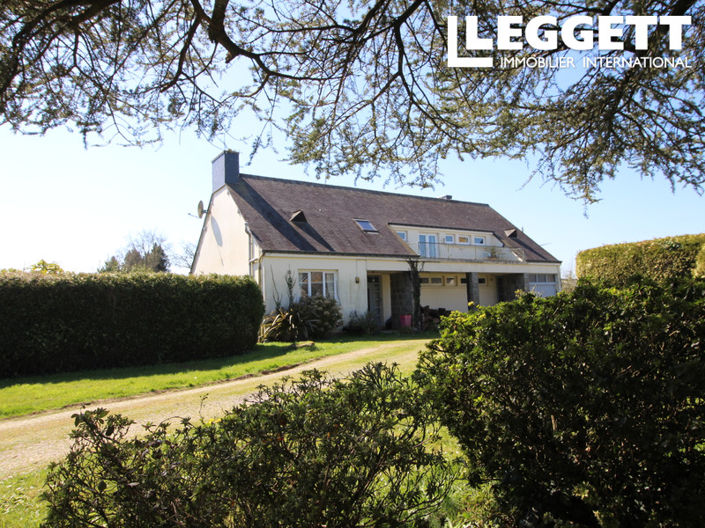 Image No.1-5 Bed House for sale