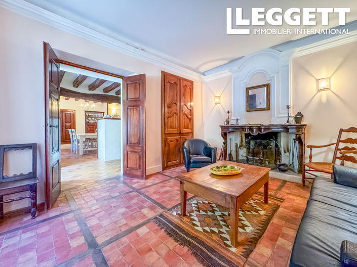 Image No.9-2 Bed House for sale