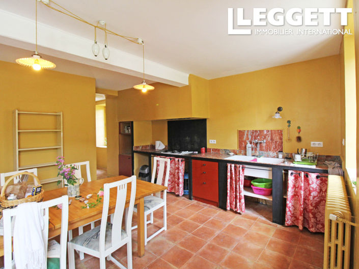 Image No.7-15 Bed House for sale