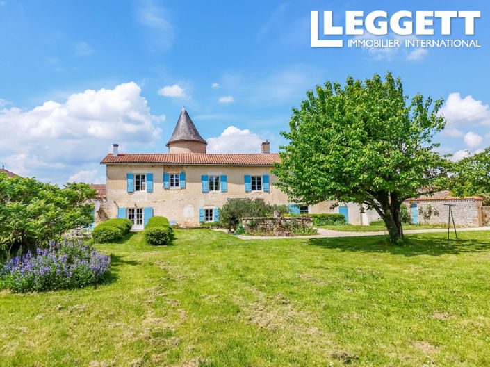 Image No.3-4 Bed Chateaux for sale