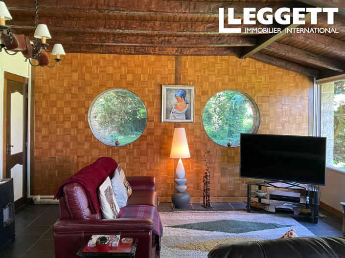 Image No.6-2 Bed House for sale