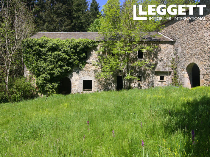 Image No.5-9 Bed Chateaux for sale