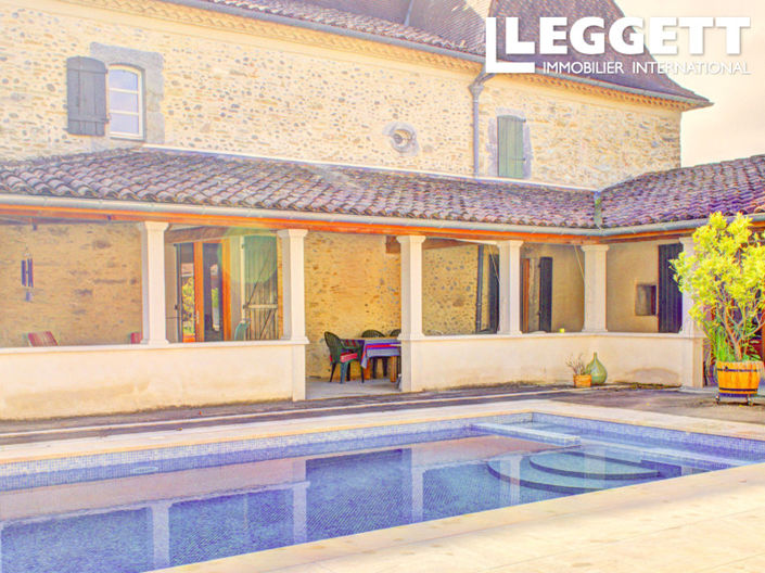 Image No.8-5 Bed House for sale