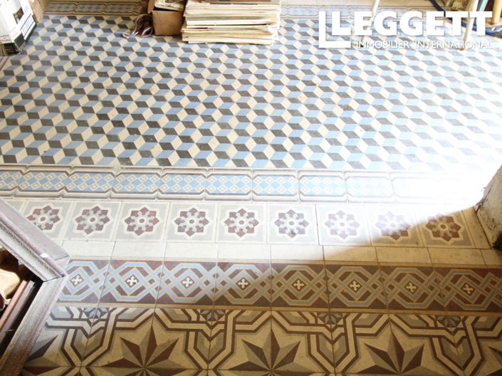 Image No.7-Commercial for sale