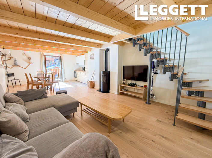 Image No.1-5 Bed House for sale