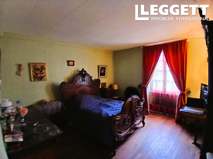 Image No.4-4 Bed House for sale