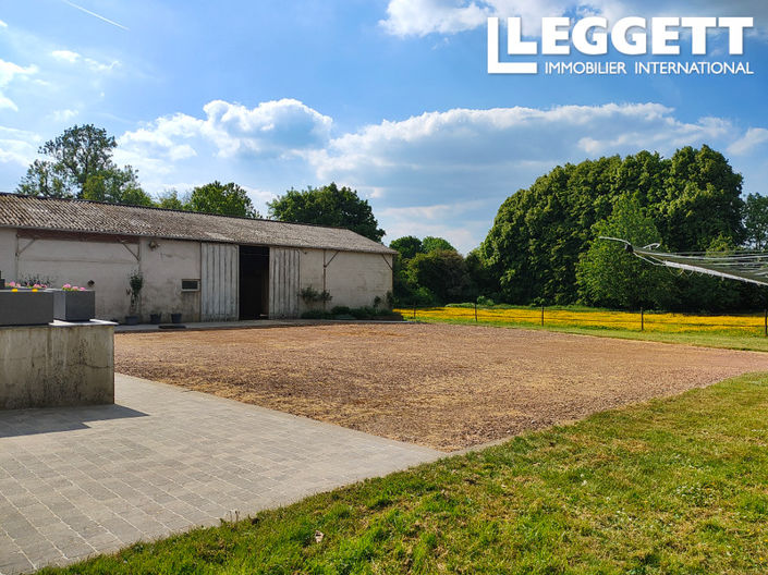 Image No.10-6 Bed House for sale