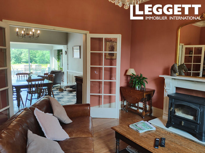 Image No.4-6 Bed House for sale