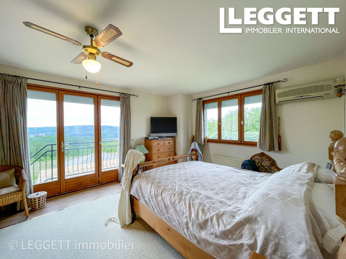 Image No.9-3 Bed House for sale