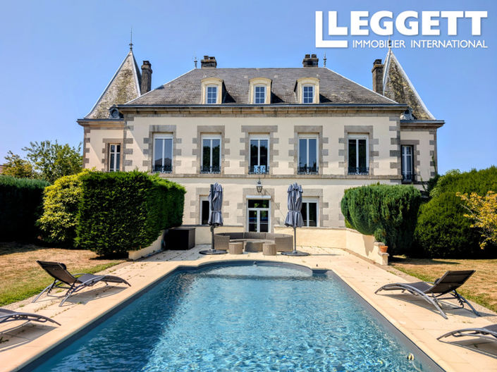 Image No.1-8 Bed Chateaux for sale
