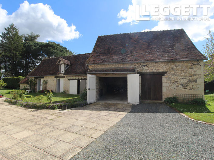 Image No.10-3 Bed House for sale